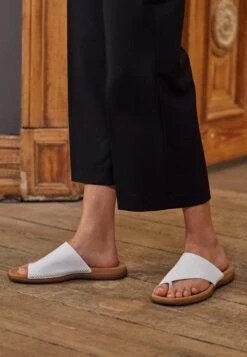 Gabor Teensandalen - Weiß 14 Gabor Teensandalen - Weiß -Gabor Schoenen 0ee11fd3bfb34418a1f77ff862a6e131