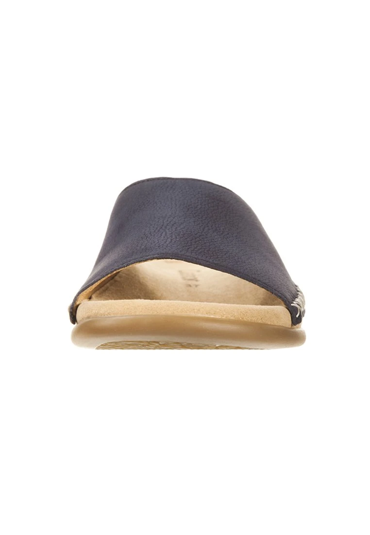 Gabor Muiltjes - Nightblue 5 Gabor Muiltjes - Nightblue - Afbeelding 3