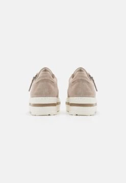 Gabor Comfort Wide Fit - Sneakers Laag - Silk 11 Gabor Comfort Wide Fit - Sneakers Laag - Silk -Gabor Schoenen 4992d43ee60b4c9aa26c6479facbf096